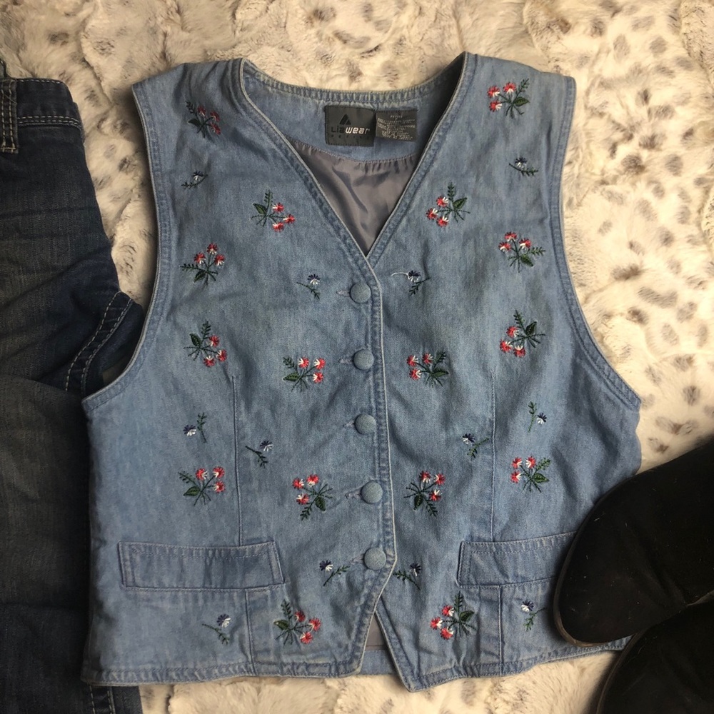 Lizwear Vintage Floral Embroidered Denim Vest 90’s